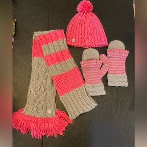 Victoria’s Secret PINK Scarf, Beanie, & Texting Gloves/Mittens Set. Barely worn
